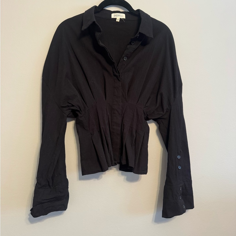 Ghospell Black Button-Down Women's Shirt